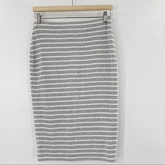Bailey 44 Dresses & Skirts - Bailey 44 striped double lined pencil skirt grey size M